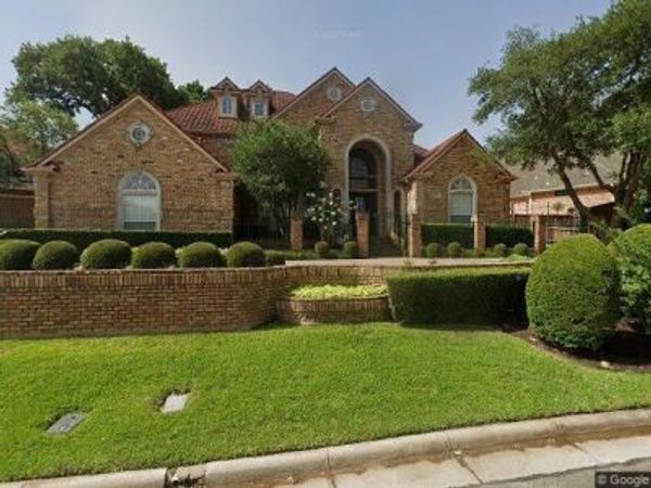 2423 River Rock Circle, Arlington, TX 76006