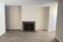 186 Dorchester Manor Boulevard photo 4