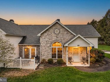 2110 BAYBERRY LANE, Unit 2110, YORK, PA 17403