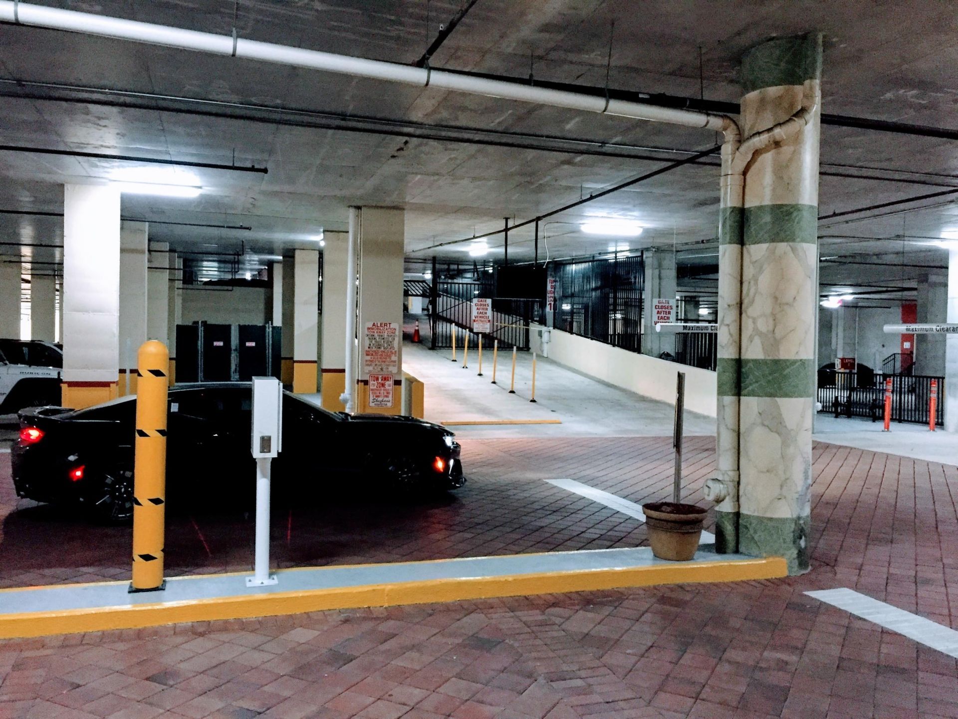 600 S Dixie Highway, Unit 522, West Palm Beach, FL 33401 Photo