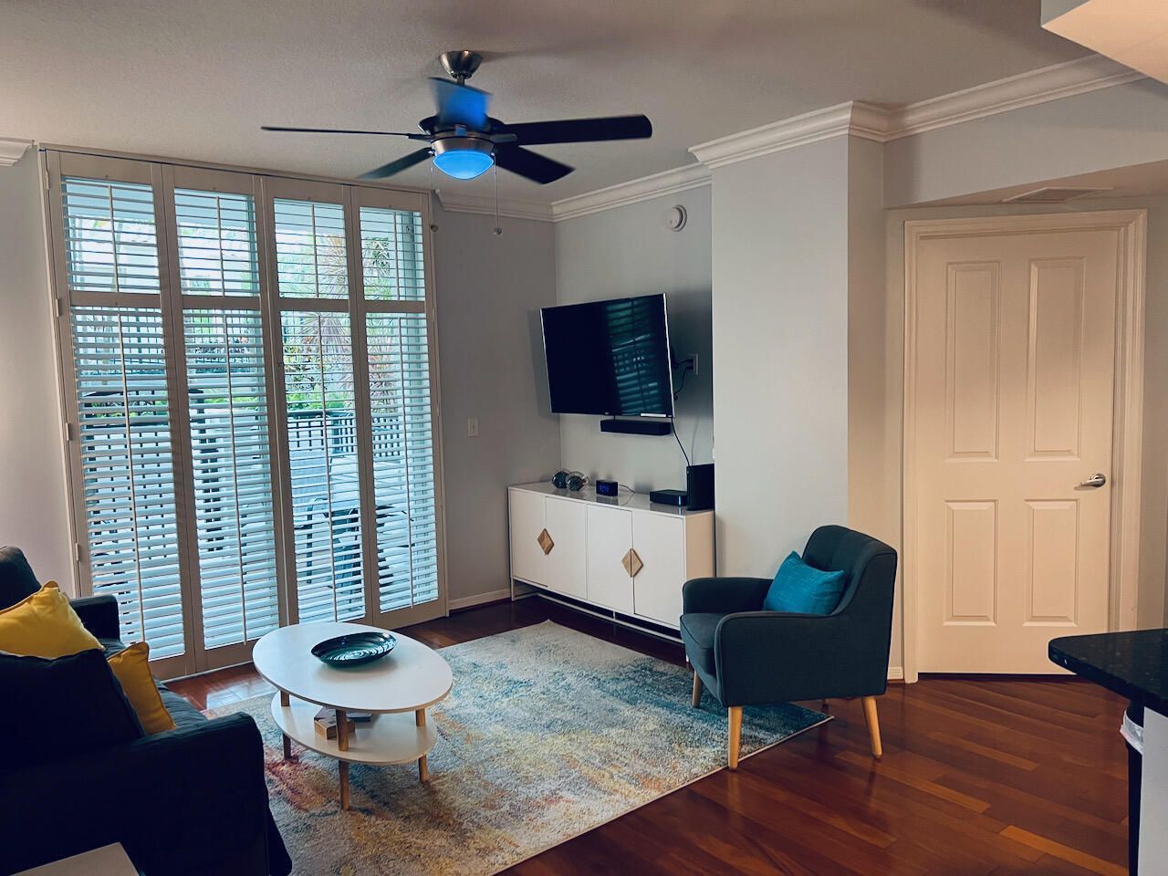 600 S Dixie Highway, Unit 522, West Palm Beach, FL 33401 Photo