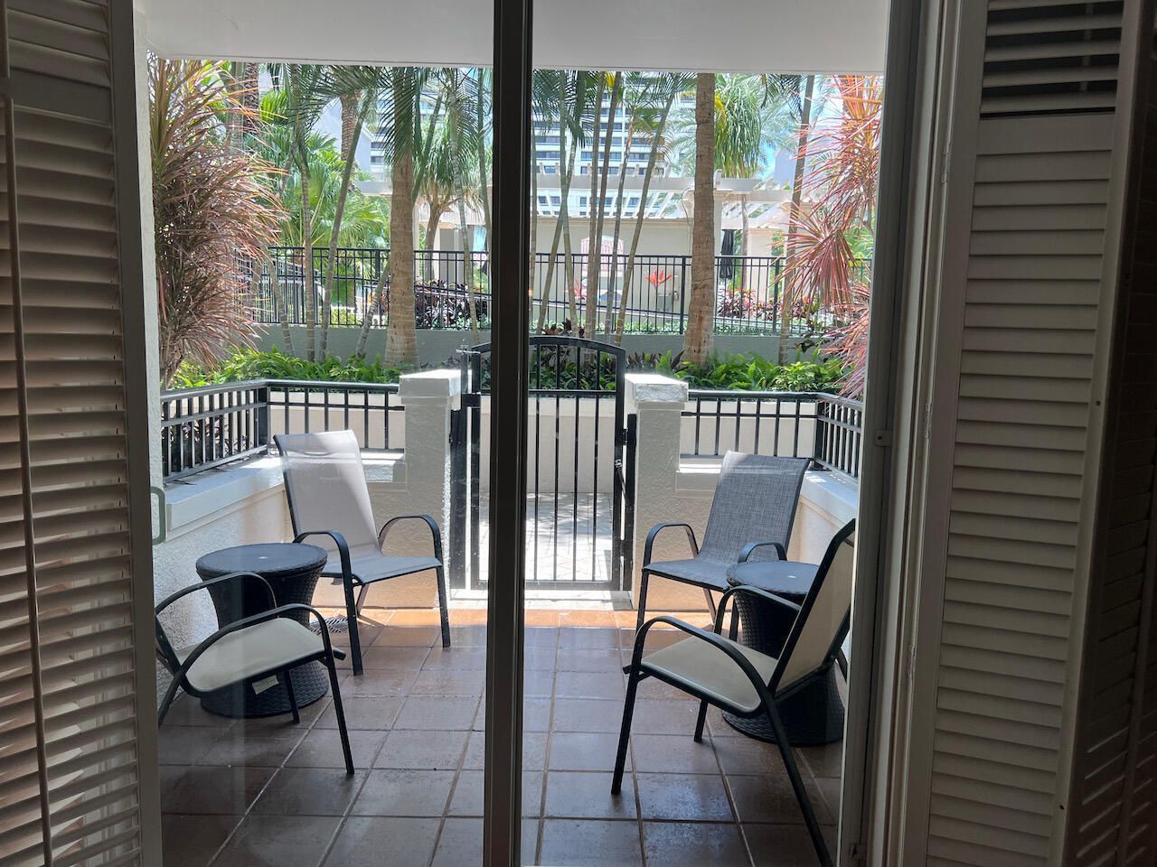 600 S Dixie Highway, Unit 522, West Palm Beach, FL 33401 Photo