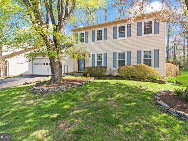 5613 DOOLITTLE STREET, BURKE, VA 22015