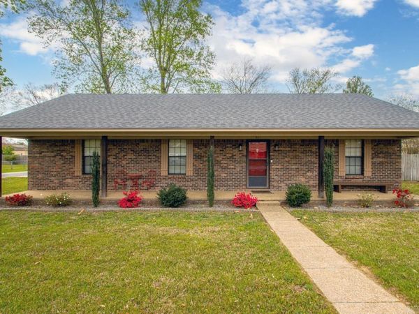 801 SW Third Street, Bryant, AR 72022