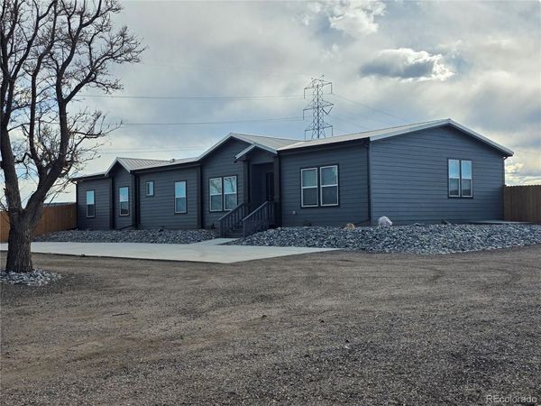 341 Lilac Circle, Lochbuie, CO 80603