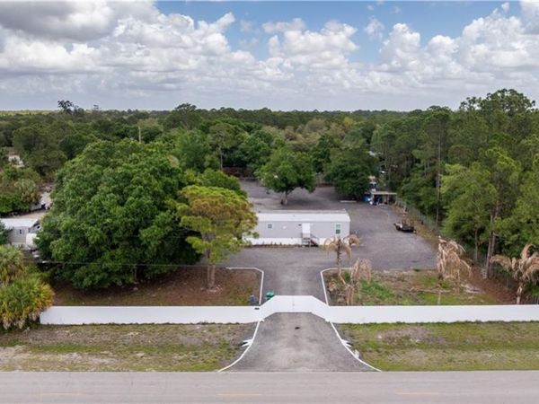 135 N Hacienda ST , CLEWISTON, FL 33440