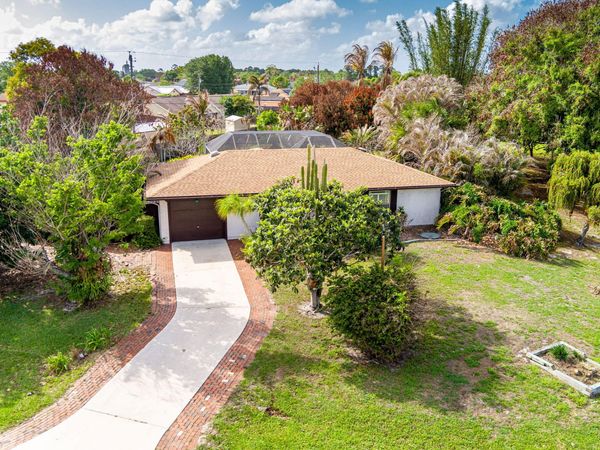 1102 SW Del Rio Boulevard, Port St. Lucie, FL 34953