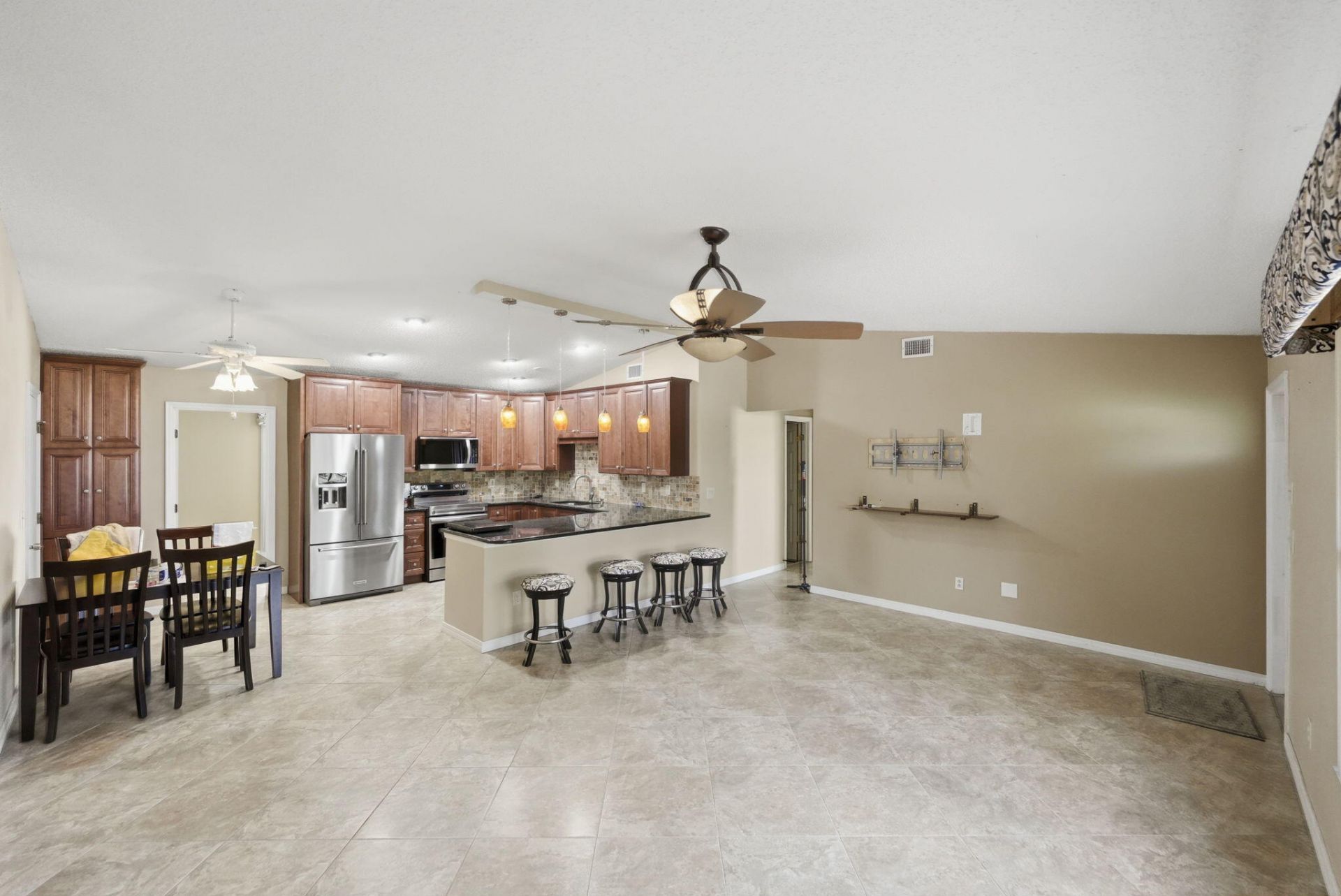 1102 SW Del Rio Boulevard, Port Saint Lucie, FL 34953 Photo