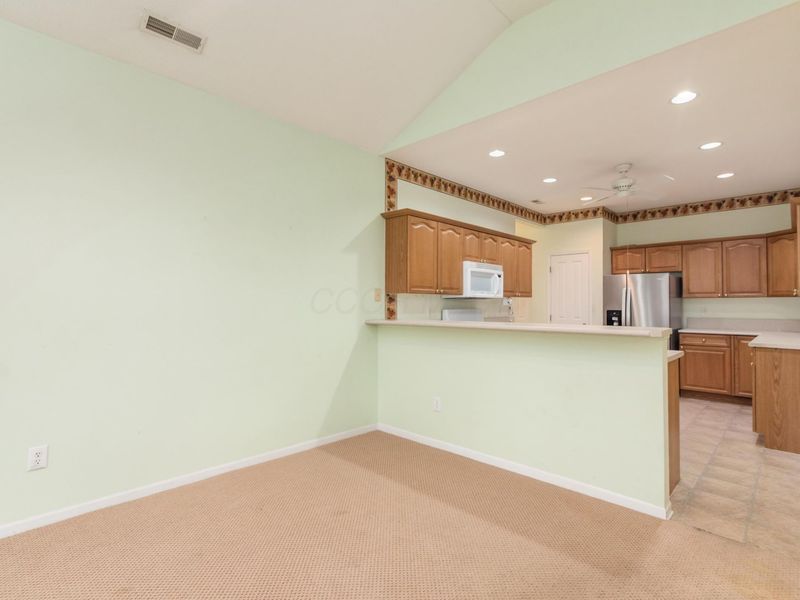 7585 Red Maple Place , Westerville, OH 43082 Photo 16