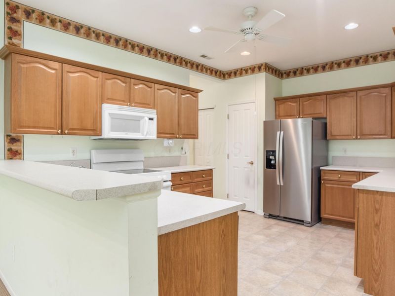 7585 Red Maple Place , Westerville, OH 43082 Photo 18