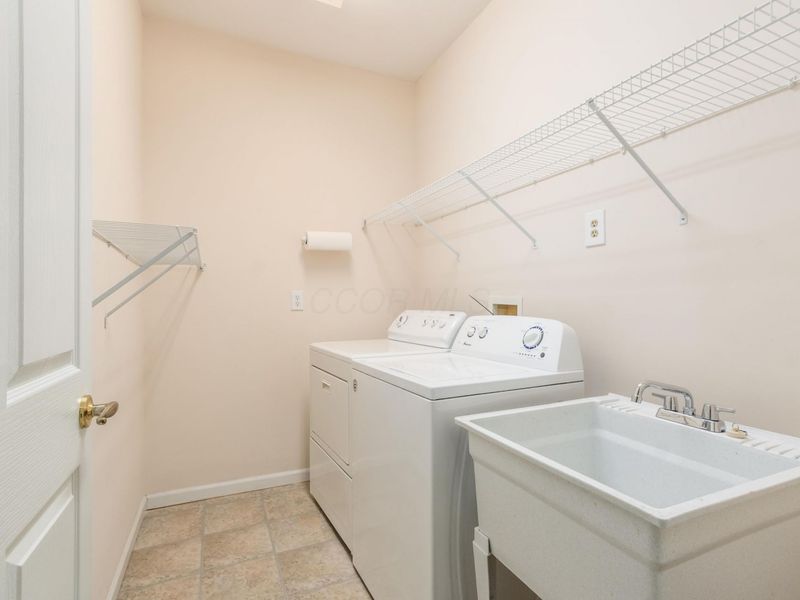 7585 Red Maple Place , Westerville, OH 43082 Photo 23