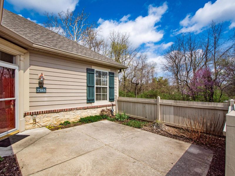 7585 Red Maple Place , Westerville, OH 43082 Photo 5