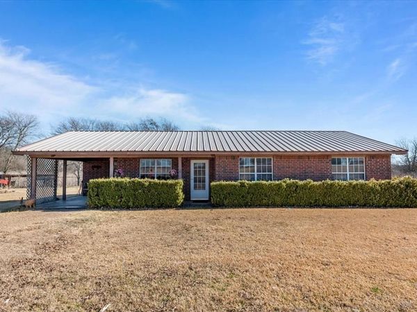 9964 State Hwy 171, Covington, TX 76636