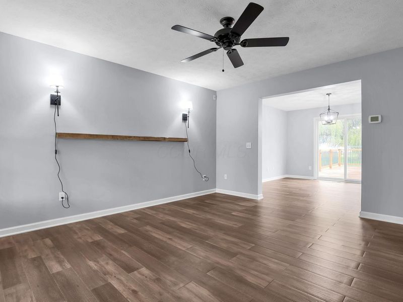 2460 Cherokee Drive , London, OH 43140 Photo 8