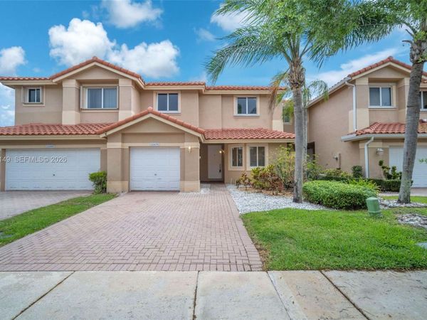 12675 NW 56th Dr, Unit 12675, Coral Springs, FL 33076