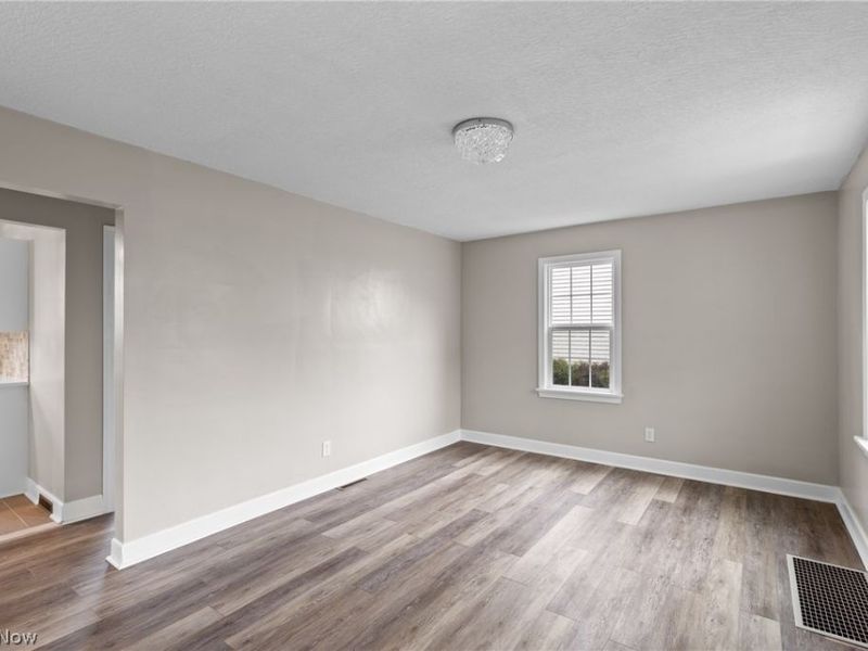 3450 Elk Avenue, Shadyside, OH 43947 Photo 5