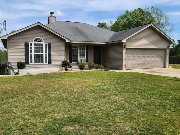 6495 Lakefield Dr, Tuscaloosa, AL 35401