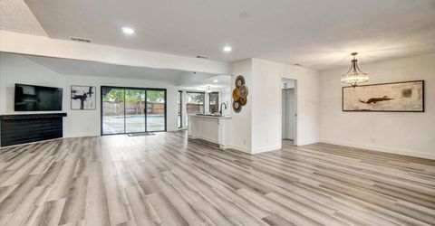 144 W Gold Creek Cir, Folsom, CA 95630 Photo