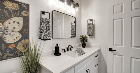 144 W Gold Creek Cir, Folsom, CA 95630 Photo