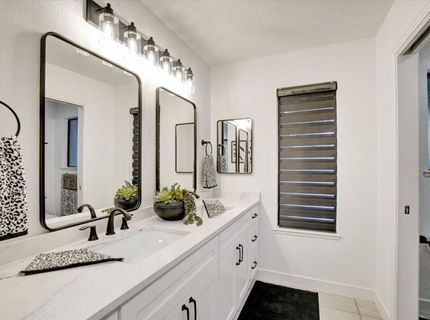 144 W Gold Creek Cir, Folsom, CA 95630 Photo