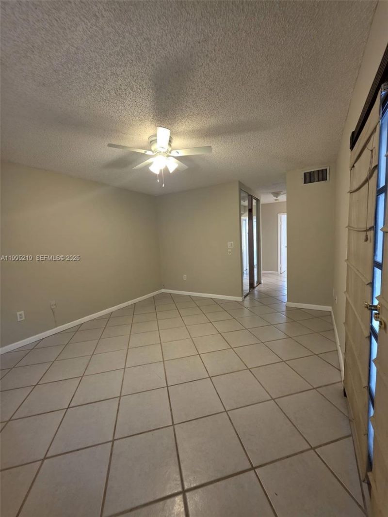 1752 NW 74th Ave, Unit 18, Plantation, FL 33313 Photo