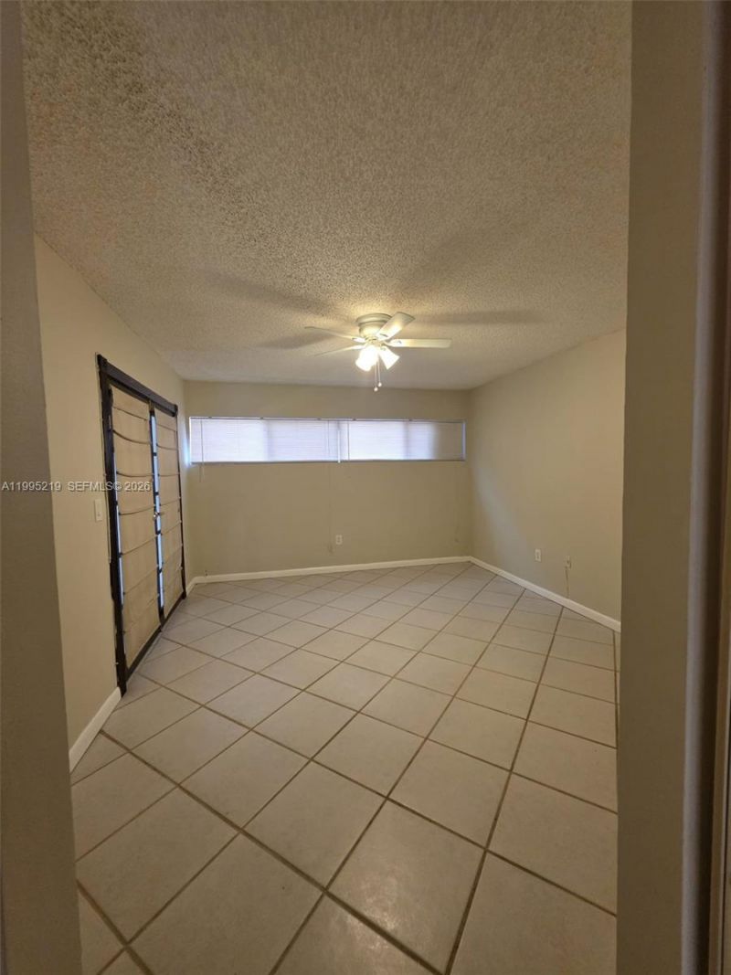 1752 NW 74th Ave, Unit 18, Plantation, FL 33313 Photo