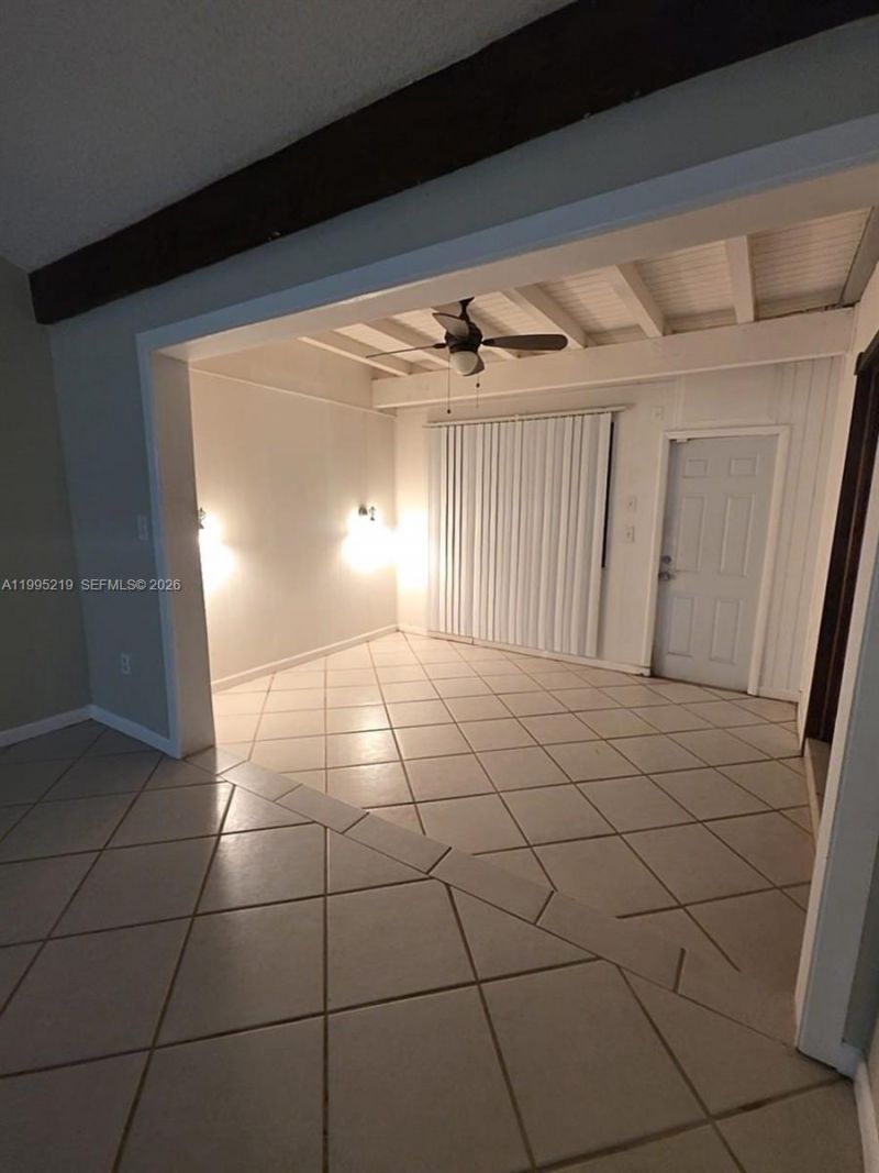1752 NW 74th Ave, Unit 18, Plantation, FL 33313 Photo