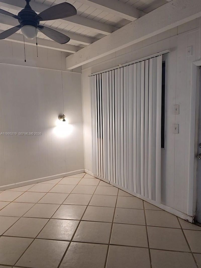 1752 NW 74th Ave, Unit 18, Plantation, FL 33313 Photo