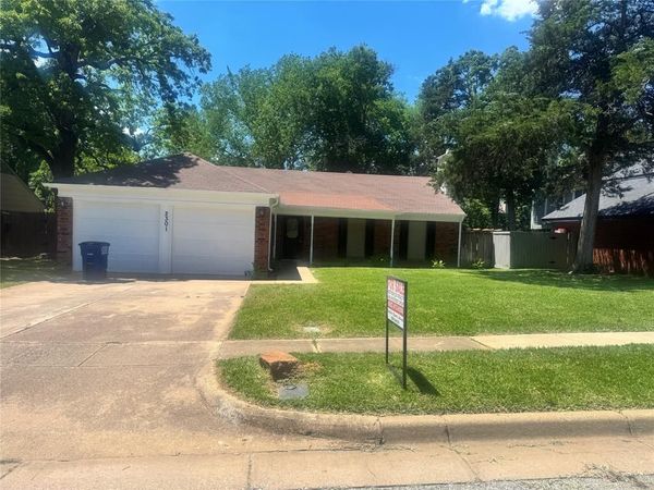 2301 Holly Drive, Euless, TX 76039
