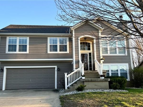 9 Westwood Circle, Ottawa, KS 66067