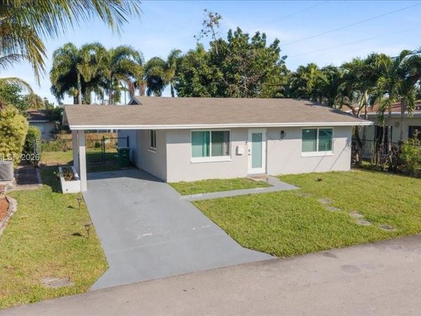 5402 NW 25th Ter , Tamarac, FL 33309