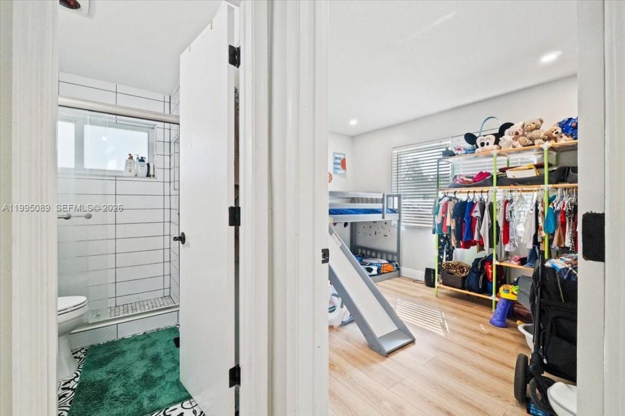 5402 NW 25th Ter , Tamarac, FL 33309 Photo