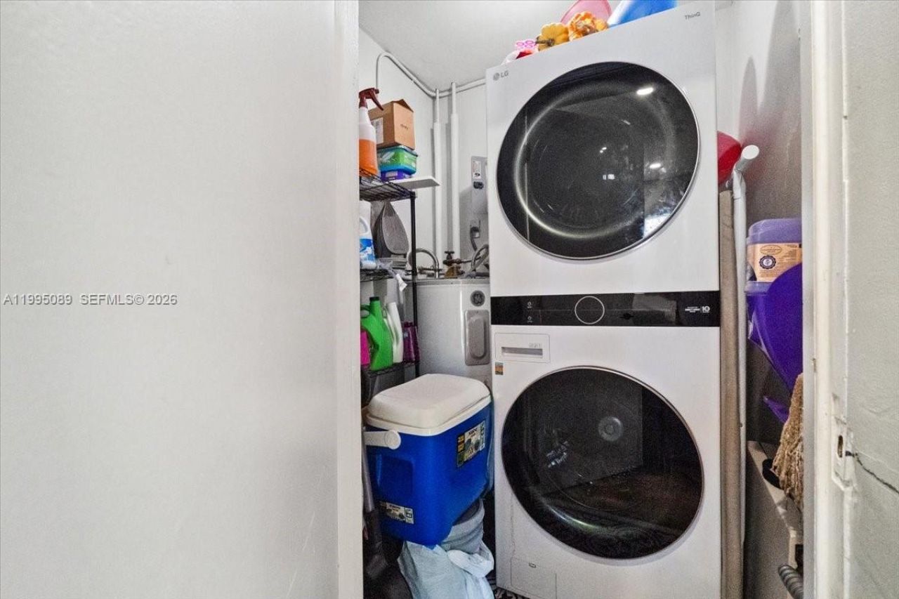 5402 NW 25th Ter , Tamarac, FL 33309 Photo