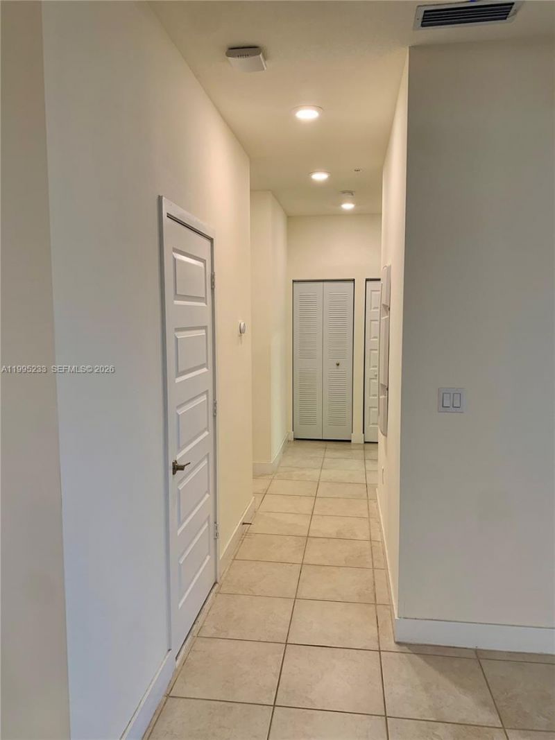 10455 NW 82nd St , Unit 33, Doral, FL 33178 Photo