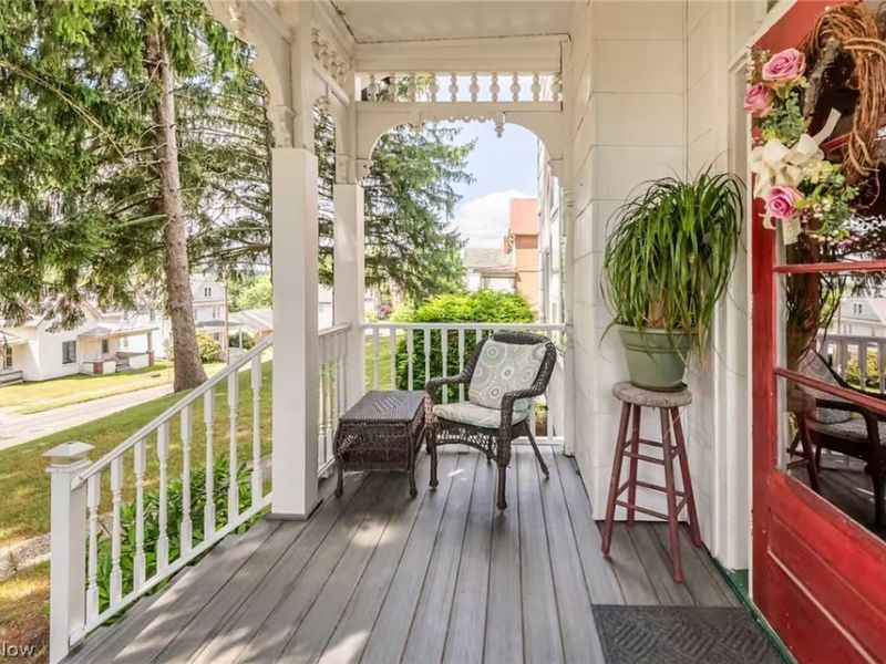 501 E Main Street, Barnesville, OH 43713 Photo 2