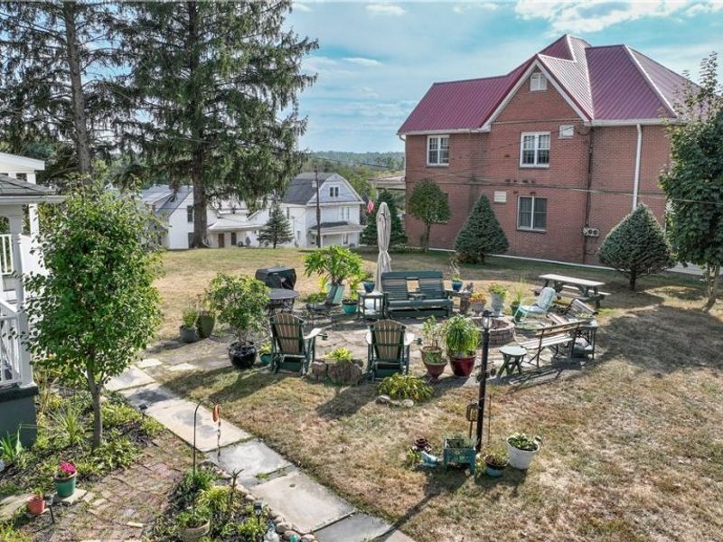 501 E Main Street, Barnesville, OH 43713 Photo 6