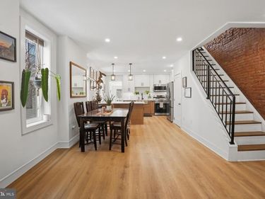 221 FORD STREET, CONSHOHOCKEN, PA 19428