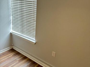 500 Umstead Drive, Unit 104, Chapel Hill, NC 27516