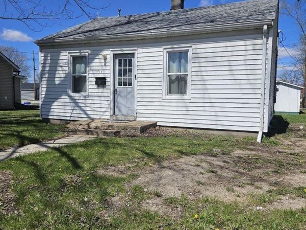 805 E Mary Street, Ottumwa, IA 52501