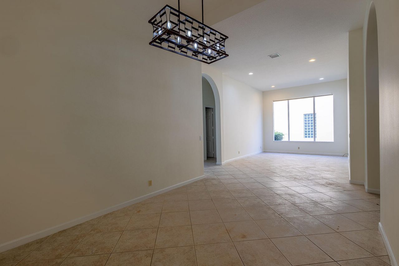 6428 Garden Court, West Palm Beach, FL 33411 Photo
