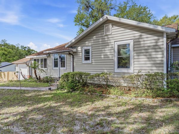 2522 SOUTHSIDE Boulevard, Jacksonville, FL 32216