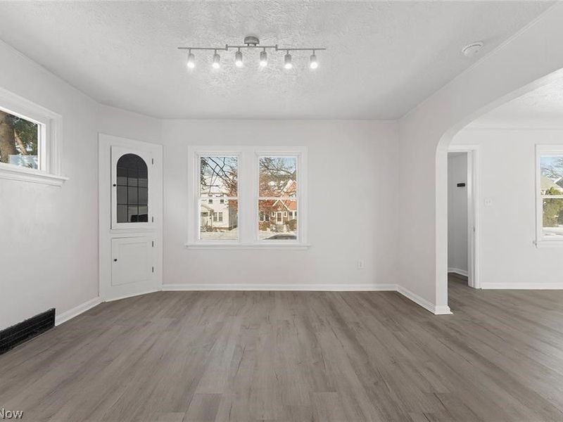 3406 Henderson Road , Cleveland Heights, OH 44112 Photo 10