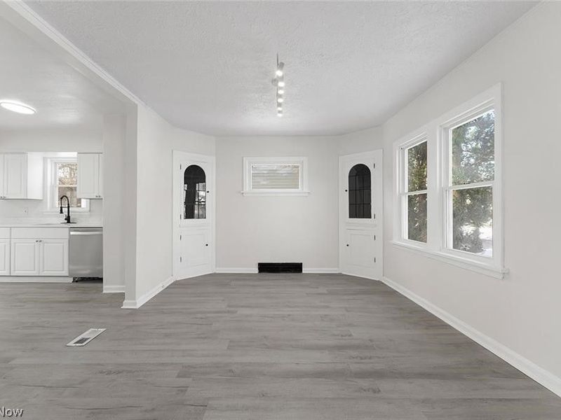 3406 Henderson Road , Cleveland Heights, OH 44112 Photo 9