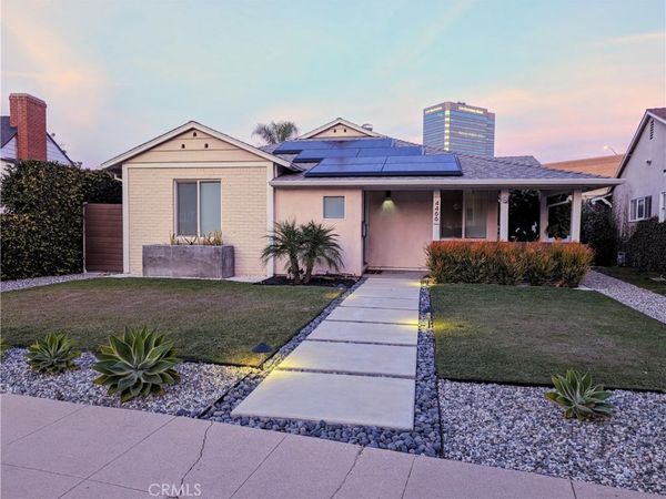 4466 Sherman Oaks Circle, Sherman Oaks, CA 91403
