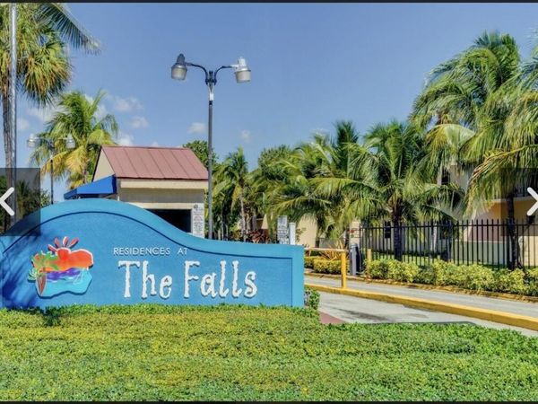 13917 SW 90th Avenue, Unit 214b, Miami, FL 33176