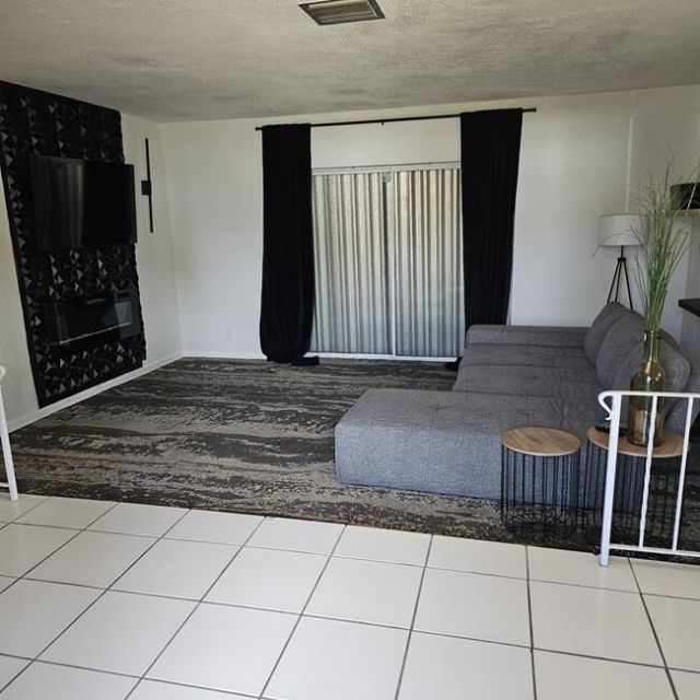 4325 NW 36th Way, Lauderdale Lakes, FL 33309 Photo