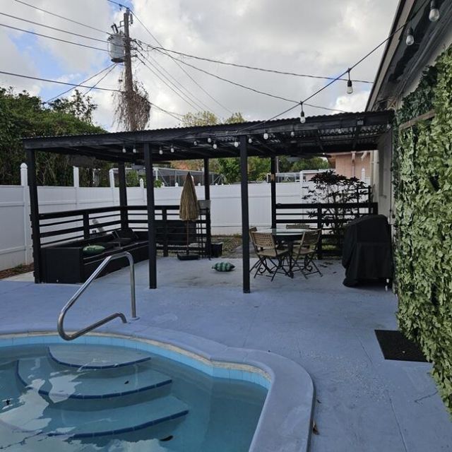 4325 NW 36th Way, Lauderdale Lakes, FL 33309 Photo