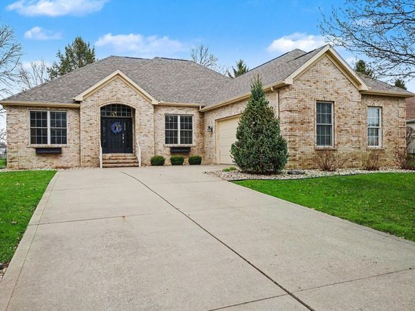 1813 Amberwood Drive, Goshen, IN 46526