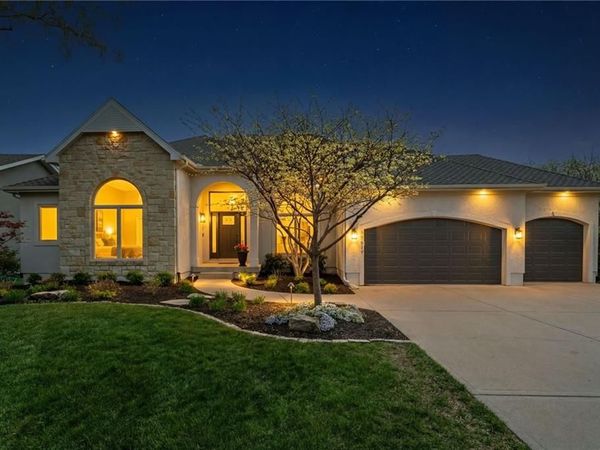 15617 Pawnee Street, Overland Park, KS 66224