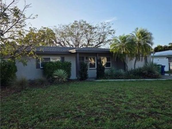 5521 Granada RD, FORT MYERS, FL 33919